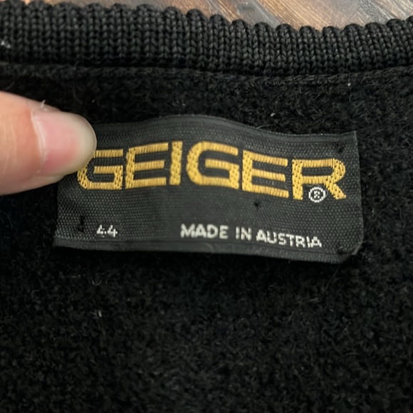Geiger black waist jacket  fits like M, 100% wool - Picture 3 of 8